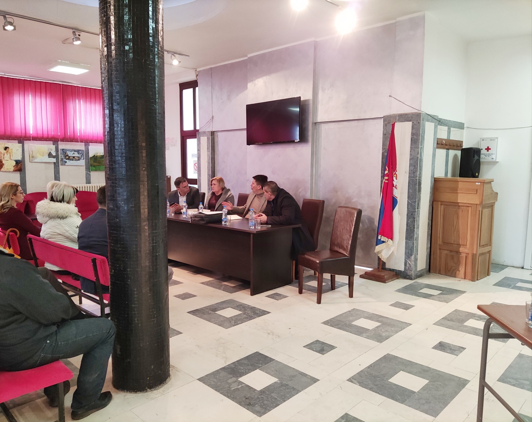 IMG 56f96aa8cebc40fa75159495b3472187 V