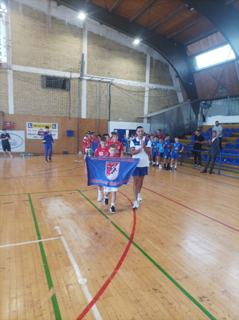 536651059 747168948197915 9198498125862632372 n 766x10243